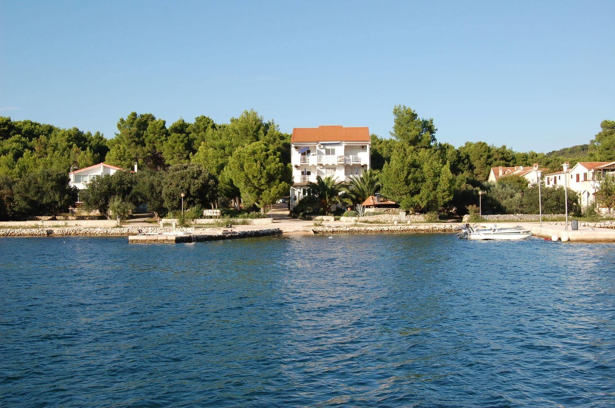 Verunić Gorgonia Apartments & Suites מראה חיצוני תמונה