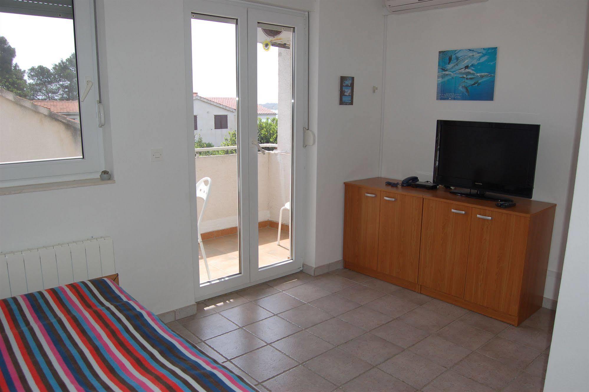 Verunić Gorgonia Apartments & Suites מראה חיצוני תמונה