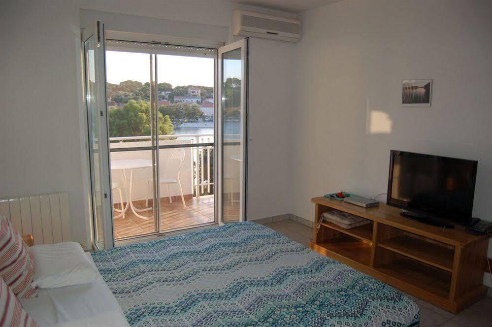 Verunić Gorgonia Apartments & Suites מראה חיצוני תמונה